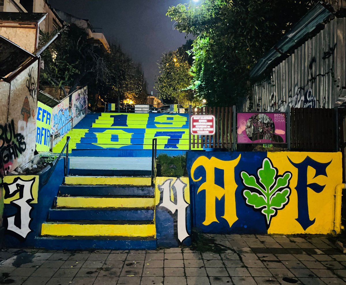 Stad’da çalışmalarımız bitti, Kadıköy sokaklarına el atan birileri var.. 

<a href="/AlemdeFener2013/">ALEMDE FENER</a>