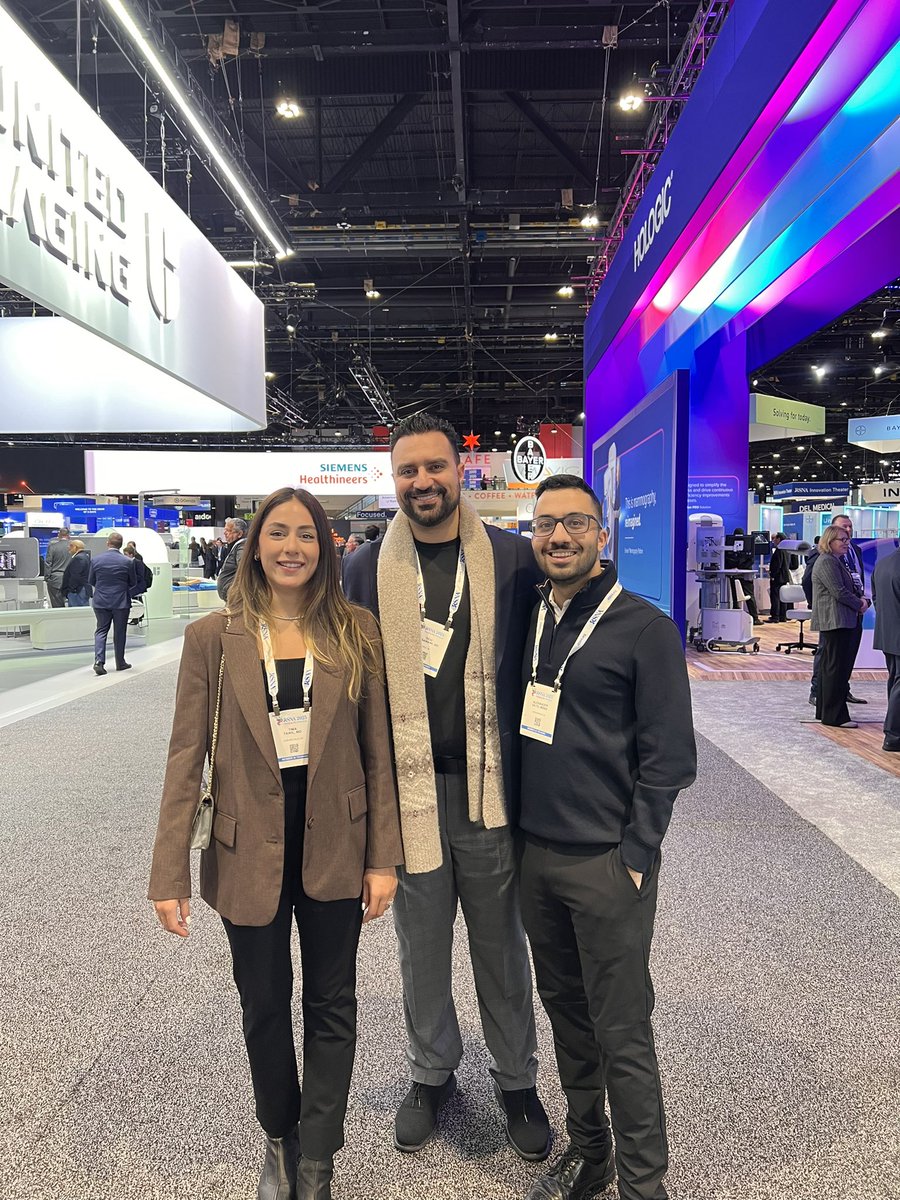 amsatei's tweet photo. At #RSNA25 in snowy Chicago! https://t.co/CmZgWmH0je