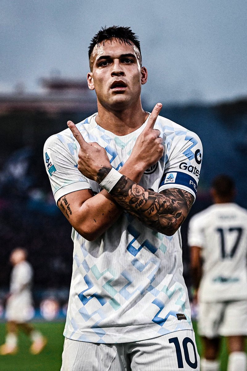 bashqali10's tweet image. 𝙲𝚒𝚕𝚊𝚜𝚜𝚒𝚌 𝙻𝚊𝚝𝚊𝚛𝚘🦘
    ©️⚫🔵