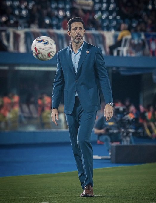 Jorge Bava is the first Uruguayan 🇺🇾 manager to win the Paraguayan 🇵🇾 Primera since Rubén Israel in 2012 Clausura with Libertad

Jorge Fossati had won the 2012 Apertura with Cerro Porteño and Gerardo Pelusso the 2011 Clausura with Olimpia