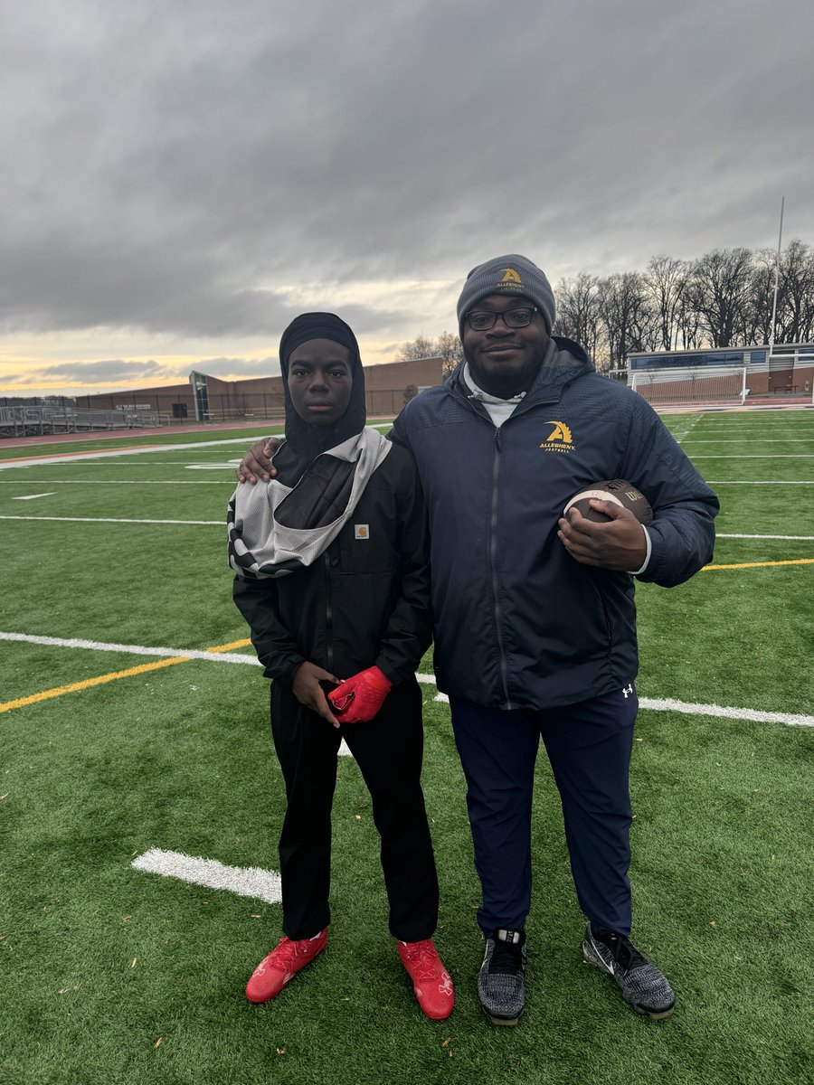 Thomasngateh12's tweet photo. Thank you exact camp for having me today at Lincoln university many opportunities to showcase what i can do and Talk to new coaches!!#NoOffDays @coachwilliams11 @JaretJystad @Trout_26 @DBCoach46 @CoachDiGati https://t.co/nRFvwjAhi1