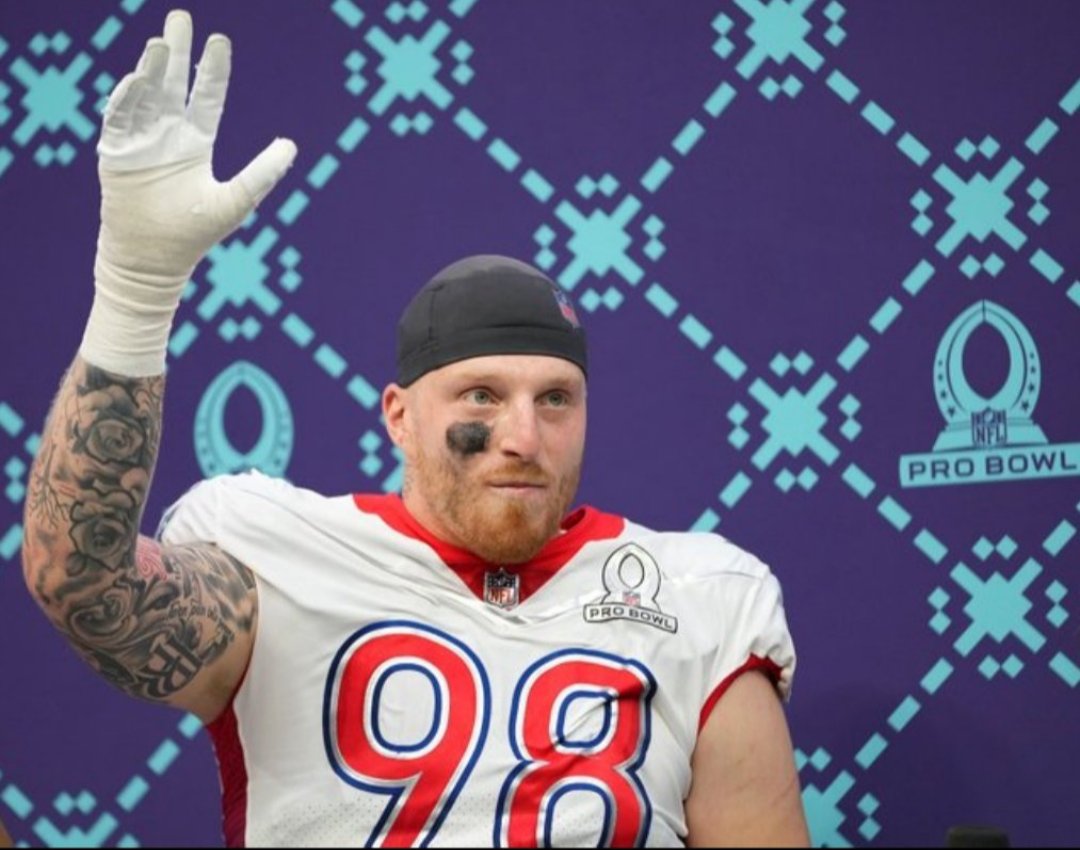 #ProBowlVote Brock Bowers 
#ProBowlVote Maxx Crosby 
1 retweet = 1 vote #RaiderNation