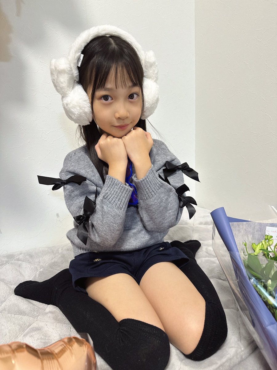 Mchan2024m's tweet image. ✨応援うれしかったです🫶🏻✨

物販も撮影会も
そしてプレゼントまで…
たくさんありがとうございました🧸💝
お友達も来てくれてすごく嬉しかったよ💖

寒かったけどみんなのおかげで
ぬくぬくえむたんでした🧸💕🪄

幸せな一日をありがとう💞

#ありがとうございました #えむたん
#みんな大好き…