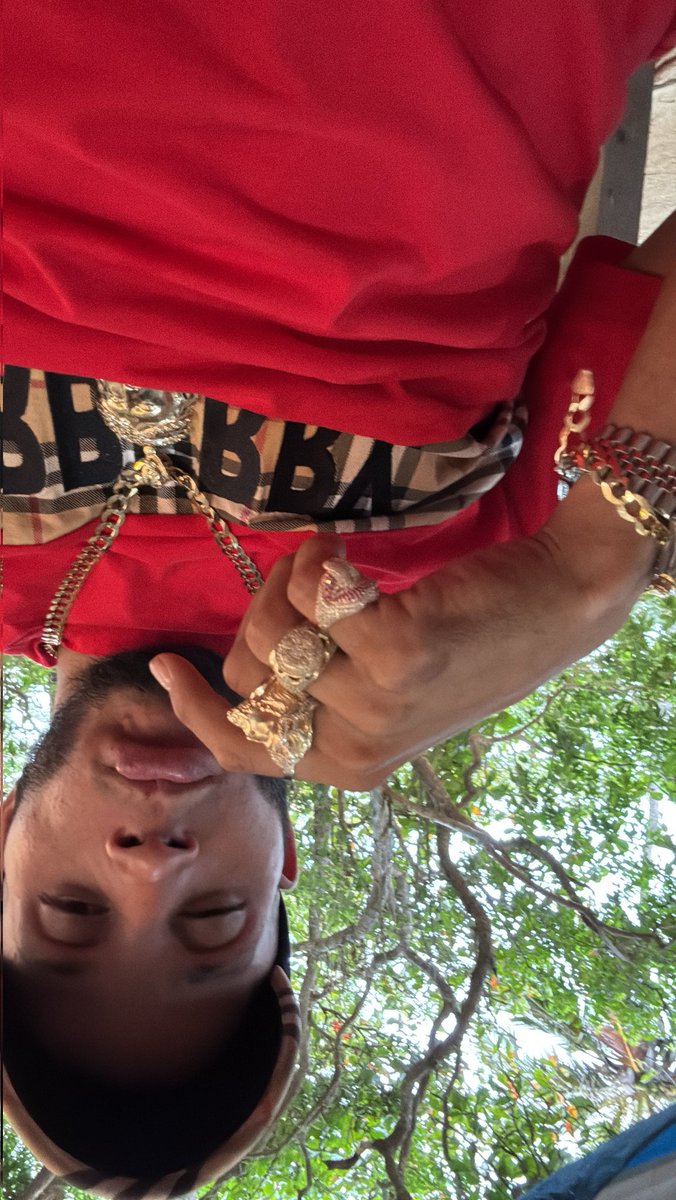 yeuri de la cruz tweet media