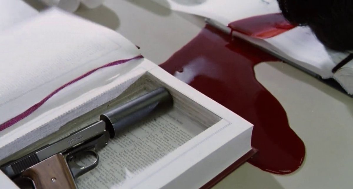 agvsfilm's tweet image. &quot;Give a guy a gun, he thinks he&apos;s Superman. Give him two and he think he&apos;s God.&quot; 

辣手神探 Hard Boiled
dir. John Woo, 1992