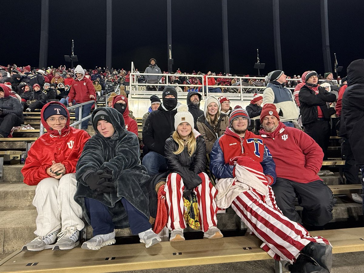 JonesJabie's tweet photo. Had a great time at the IU/PU game. https://t.co/HSIqzOicLy