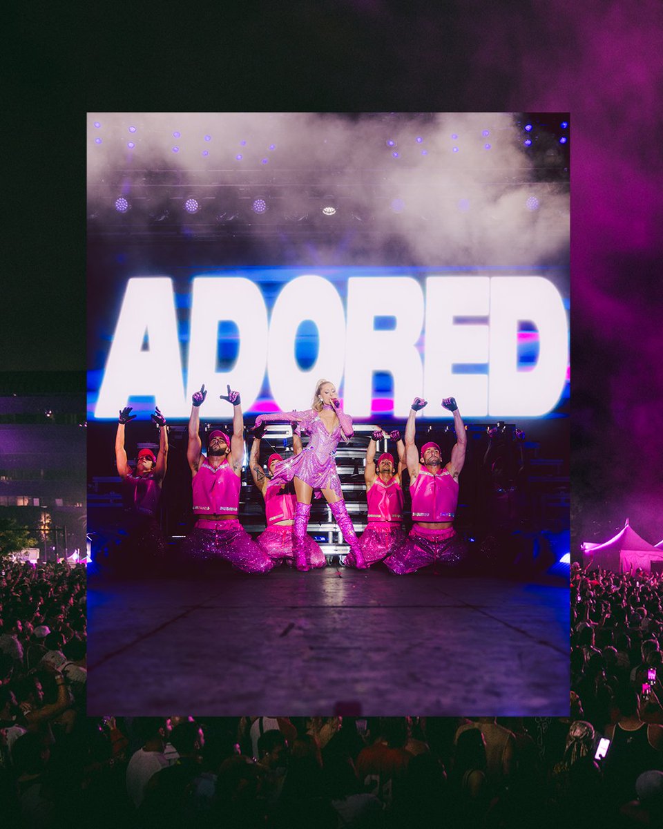 ParisHilton's tweet image. So happy to be nominated for Muse of the Year at the TikTok Awards ✨ Vote for me by searching “TikTok Awards” in the app or here: bit.ly/3KdZM8w
 💖 You can vote every day through Dec. 2! 🥰 #TikTokAwards