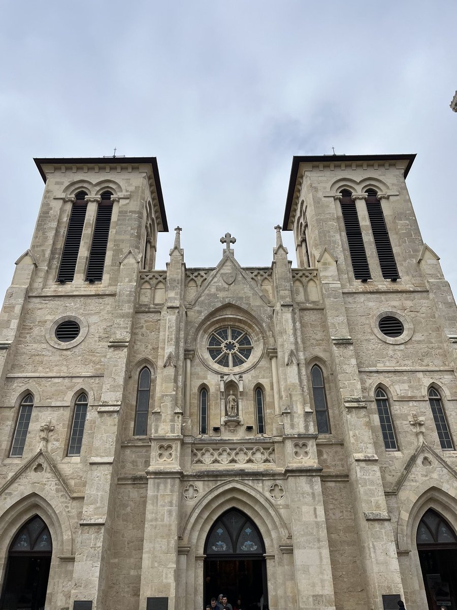 RealBenChurch's tweet image. Lovely first mass of advent today