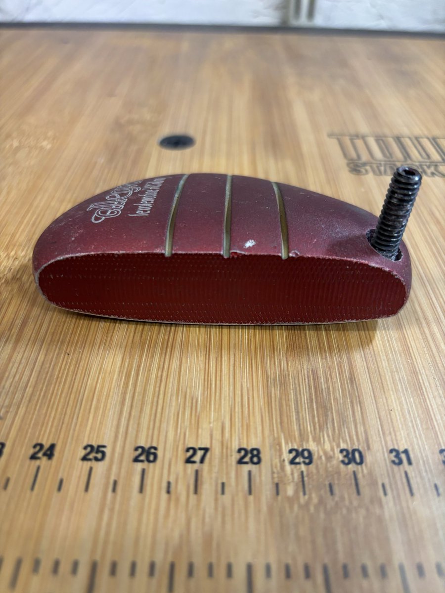 BeaugeyCustom's tweet image. This Scotty Cameron has new life! Reach out if you are want your putter restored.