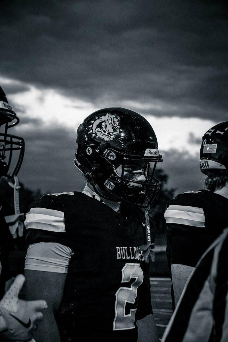 Cam_payne22's tweet photo. Junior Season Stats (Missed 2 games - sickness)

1,304 total yards
937 rushing
367 receiving 
1st Team All-Conference 

@BCCoachCisco @BC_CoachFerg @TheD_Zone @Ciscokid39 @AllenTrieu https://t.co/lWuoKHYvIY