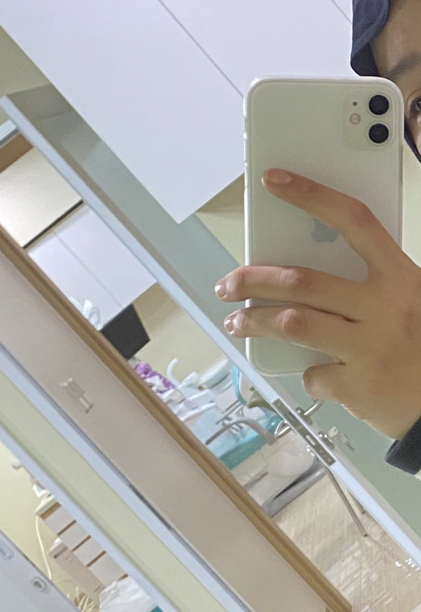 osasnoona's tweet photo. @tanyarlfes Enaakk tipis seperti tidak pake casing https://t.co/Fzv9hsTWzm