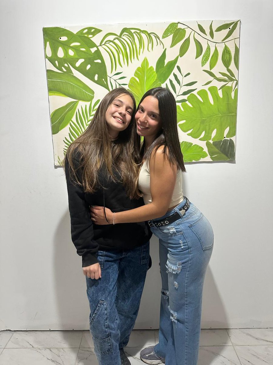 Nickiyemina's tweet photo. Vengo a presumir a los 3 amores de mi vida 😍🩷 bebés eternos de la tía!!! Los amo! https://t.co/31T2fvudAg