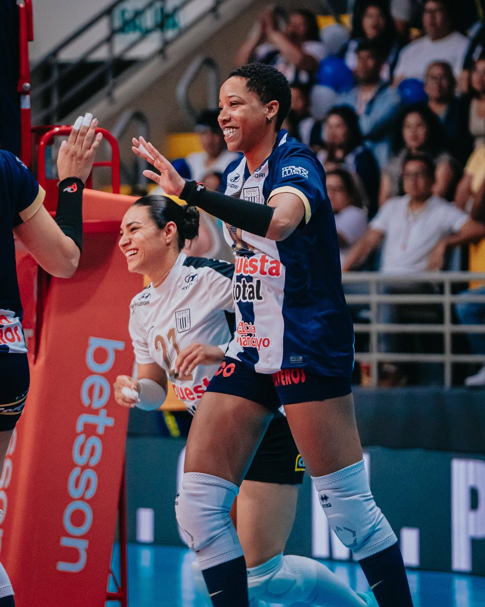 AlianzaLimaVB's tweet image. ¿Cuántos aquí extrañábamos a Clari? 🥹💙