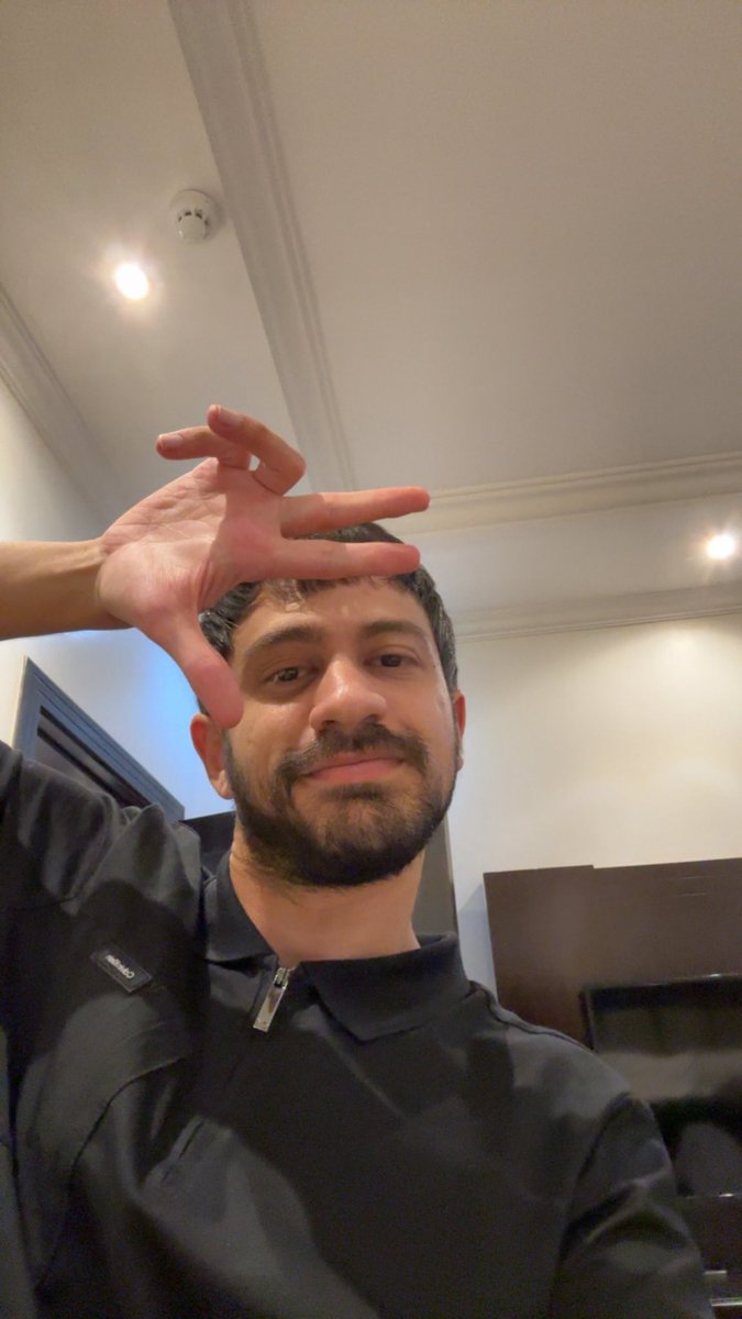 RAKAN 99%Vegan 1%Enby tweet media