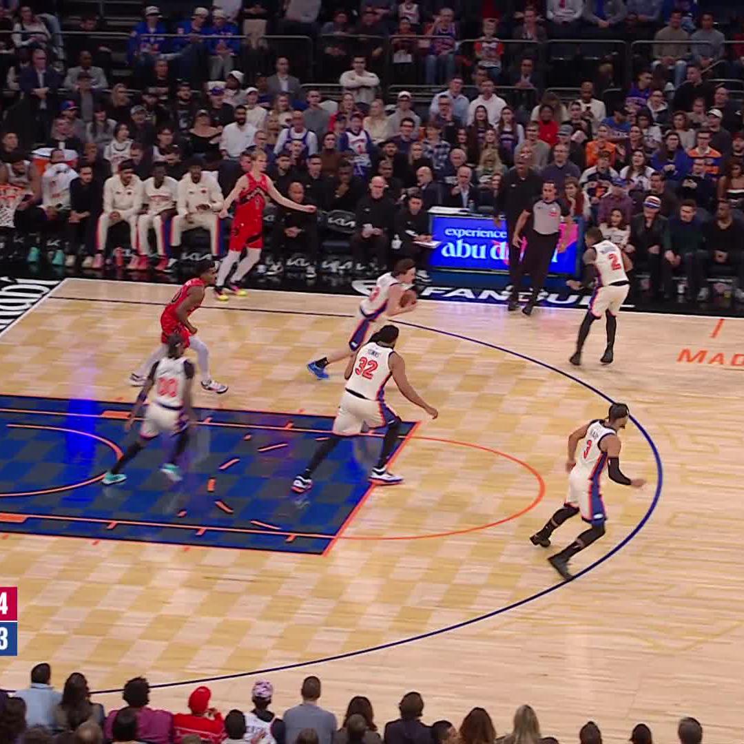 workin both ends of the floor 💪 