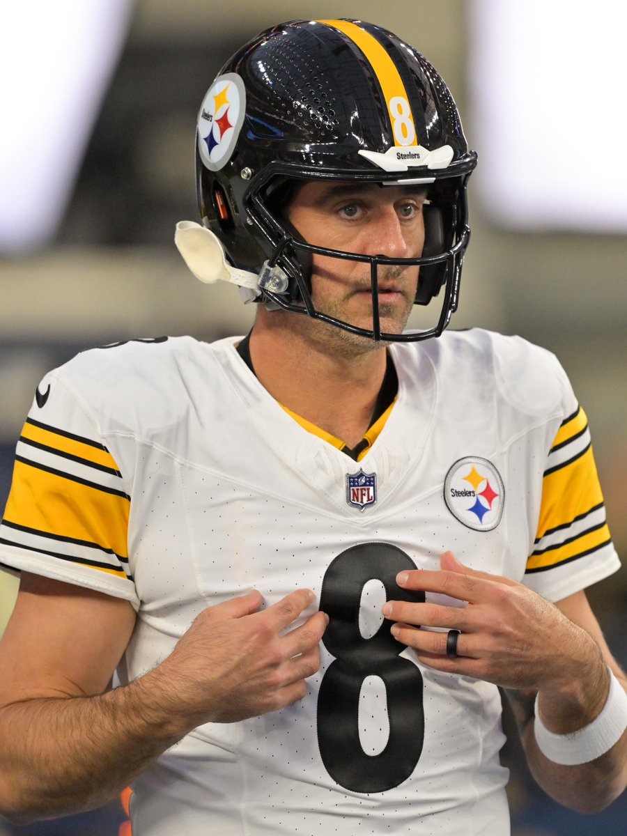 PBSportstalks's tweet image. The #Steelers will never do this, but if I was in charge, I would do the following

💥 Will Howard starts next week and rest of year

💥 Do not bring #AaronRodgers Back

💥 Move on from #MikeTomlin after season. 

#pittsburgh
#BUFvsPIT 
@lukepfromm 
@NFLFrascella