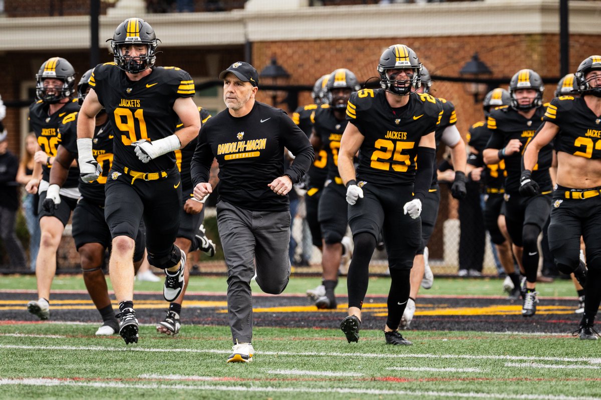 𝗥𝗔𝗡𝗗𝗢𝗟𝗣𝗛-𝗠𝗔𝗖𝗢𝗡 𝗙𝗢𝗢𝗧𝗕𝗔𝗟𝗟 tweet media