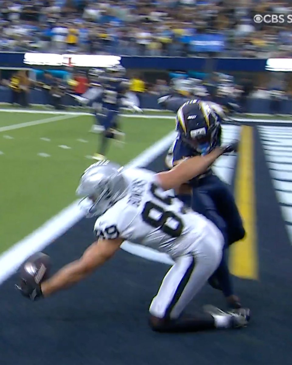 Unreal.
#ProBowlVote + @brockbowers17