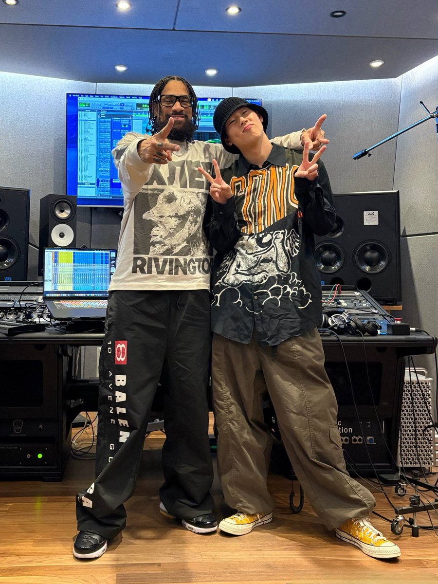 demjointz's tweet image. Who Yawl Wanna Hear, 
#Innncomiiiiiiing📢 On Next? 🤔💭
.
.
.
#Joohoney @jouheoni #MONSTAX #MONSTA_X #NtheFRONT 🔊