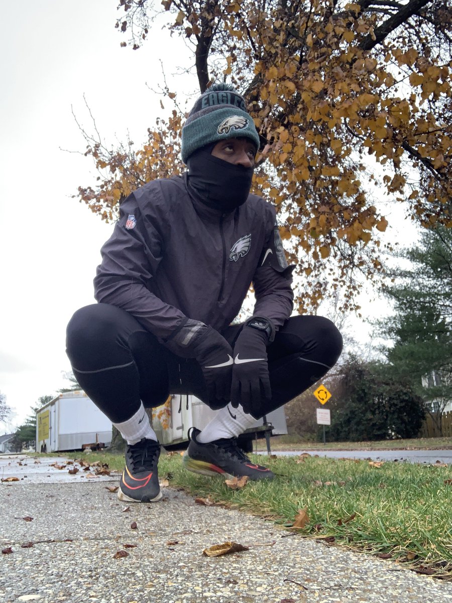 wilfriedboh's tweet image. Wilfried de Yaoundé🇨🇲
KONG 🦍 

un aigle 🦅 doit décollé et voler, c&apos;est INÉVITABLE #FlyEaglesFly 

#JustDoItSunday
#NikeRunClub 
453 consécutif!!!