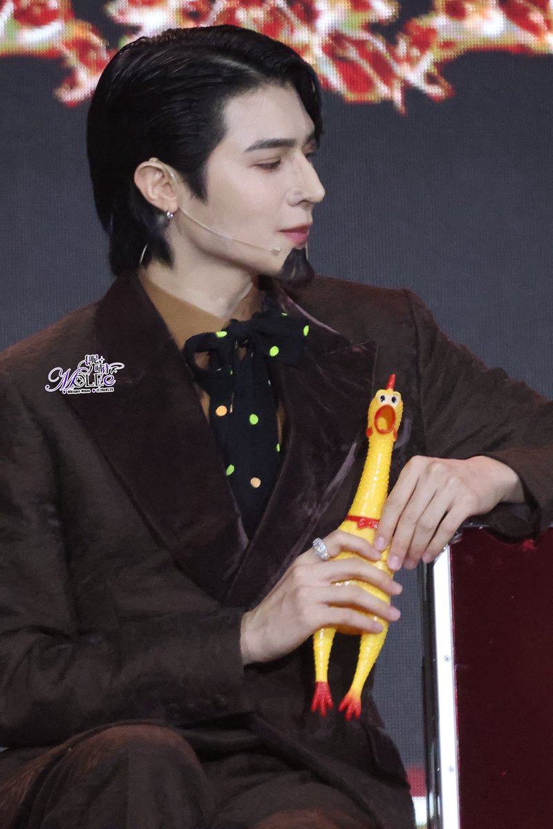 𝗣𝗹𝗲𝗮𝘀𝗲 𝗱𝗼𝗻'𝘁 𝗰𝘂𝘁 𝗼𝗳𝗳 𝗺𝘆 𝗹𝗼𝗴𝗼🈲

Your mind is always full of inspirations that the rest of us would never see coming.
<a href="/peatwasu/">peatwasu #เคลวิน</a> 
#FortPeat #babyfeat
 #CaptainPeat 
#PeatWasu