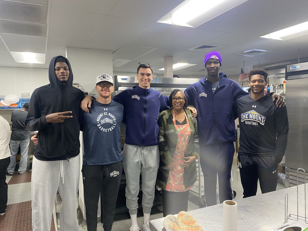 Community service this morning at Frederick Rescue Mission after a big win last night at home! <a href="/MountHoops/">Mount Men’s Basketball</a>
