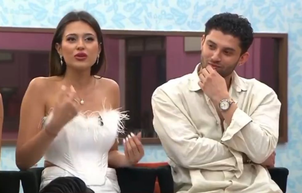 Kaybetme korkusu yok
K.O evinde kalmak herşeyden daha önemli 
Tahmin ettiğiniz gibi biri değil. Göreceksiniz 
#kısmetseolur