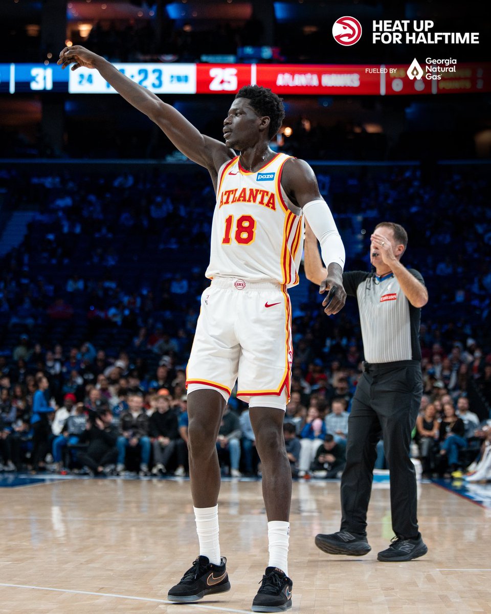 Mo with 11 off the bench on 5-6 FG in the first half
Spark plug 🔌