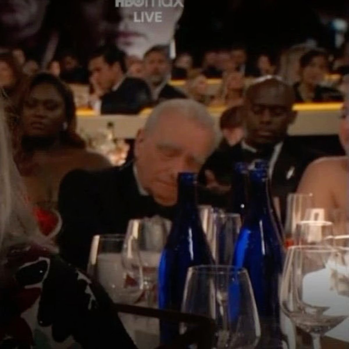 skarsgastian's tweet image. queria tanto que welcome to derry voltasse a ser as 22hrs