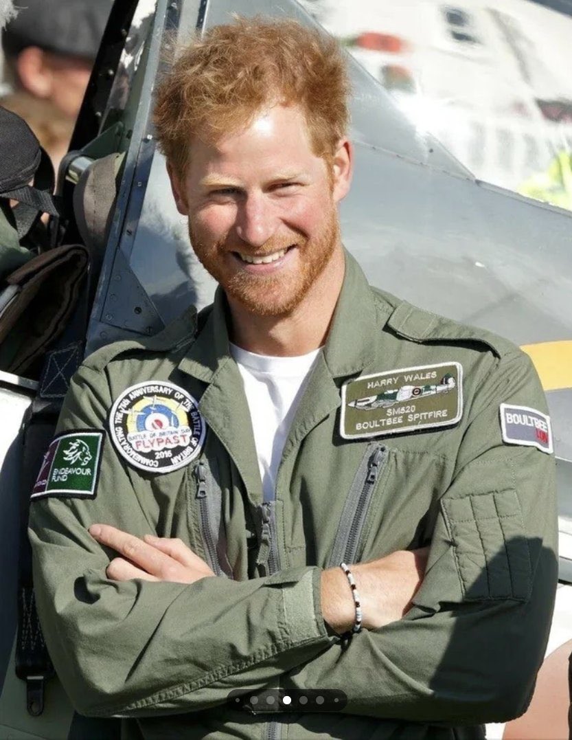 MeghanTheQwin's tweet photo. They simply make the hotest most good looking royal couple! ππΈπΎπ€΄πΌ https://t.co/xHFxJVpsO2