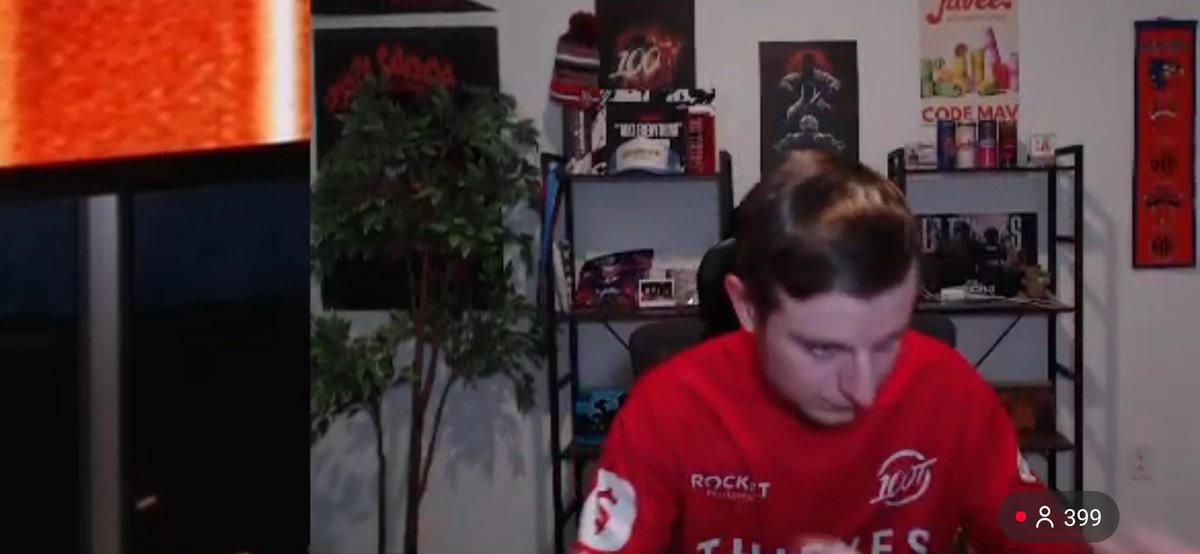 DickDoss's tweet photo. @JakeMaverik lossen the headset it's ok LAT might get better https://t.co/7A4TuL3pFX