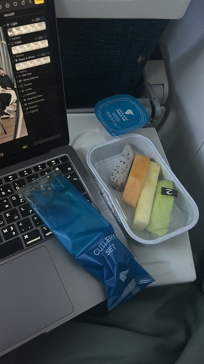 u6ior's tweet photo. Stay healthy 💆🏽 https://t.co/YOuyio3VZK