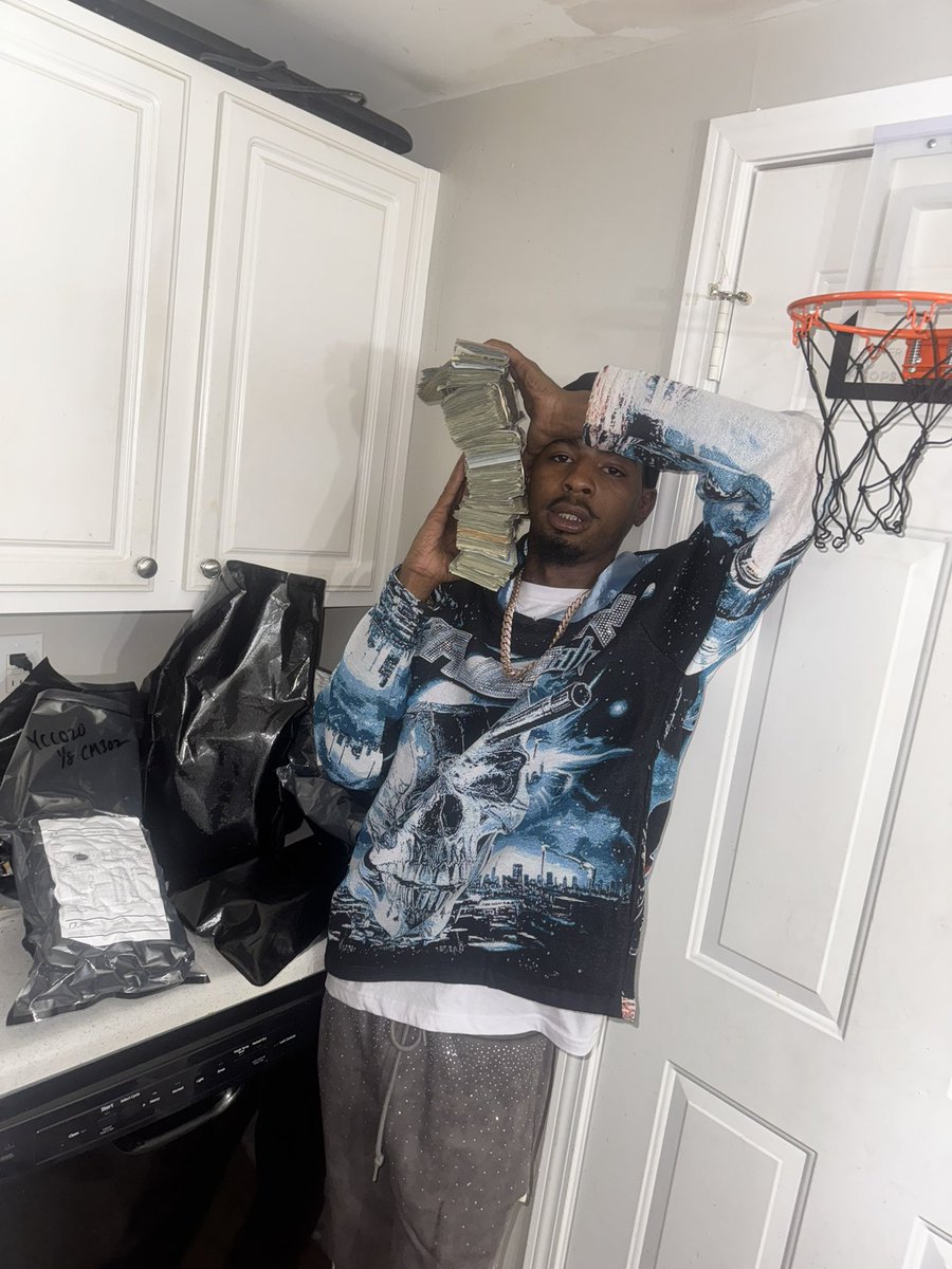 CrazyCoon🦝 tweet media