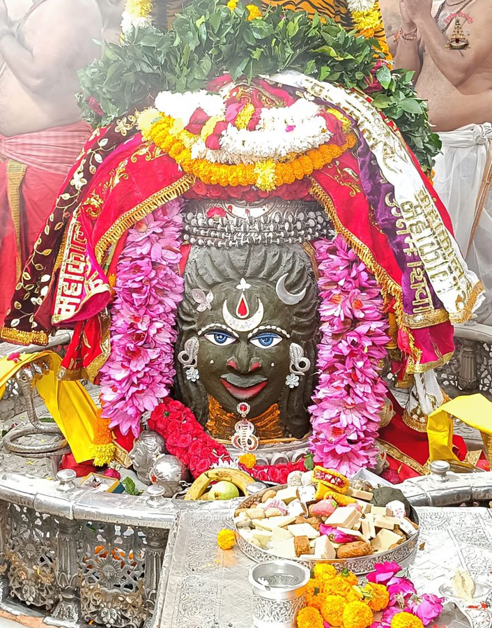 🕉️हर हर महादेव🔱ॐ नमः शिवाय🕉️
🌻🪷 आपका दिन मंगलमई रहे 🪷🌻 
🙏🕉️शुभ सोमवार वंदन बहना 🕉️🙏
#हर_हर_महादेव_शिव_शंभू_ॐ 
#जय_महाकालेश्वर
#शुभ_प्रभात_वंदन