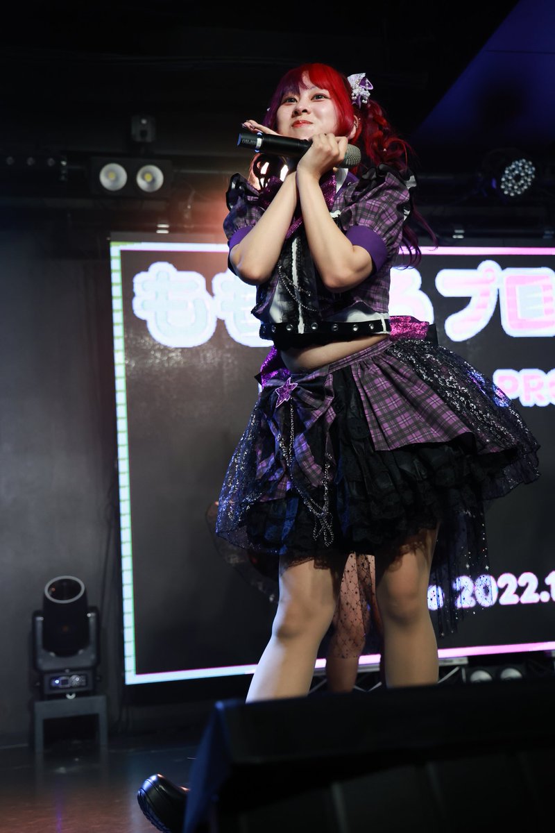 出雲　八重　IZ-NGI　プロモ　シリアル　箔押し　りっく☆じあ～す Artist： #八雲りく さん ( @mogu_mogu888 ) 2025/11/30：ももいろ