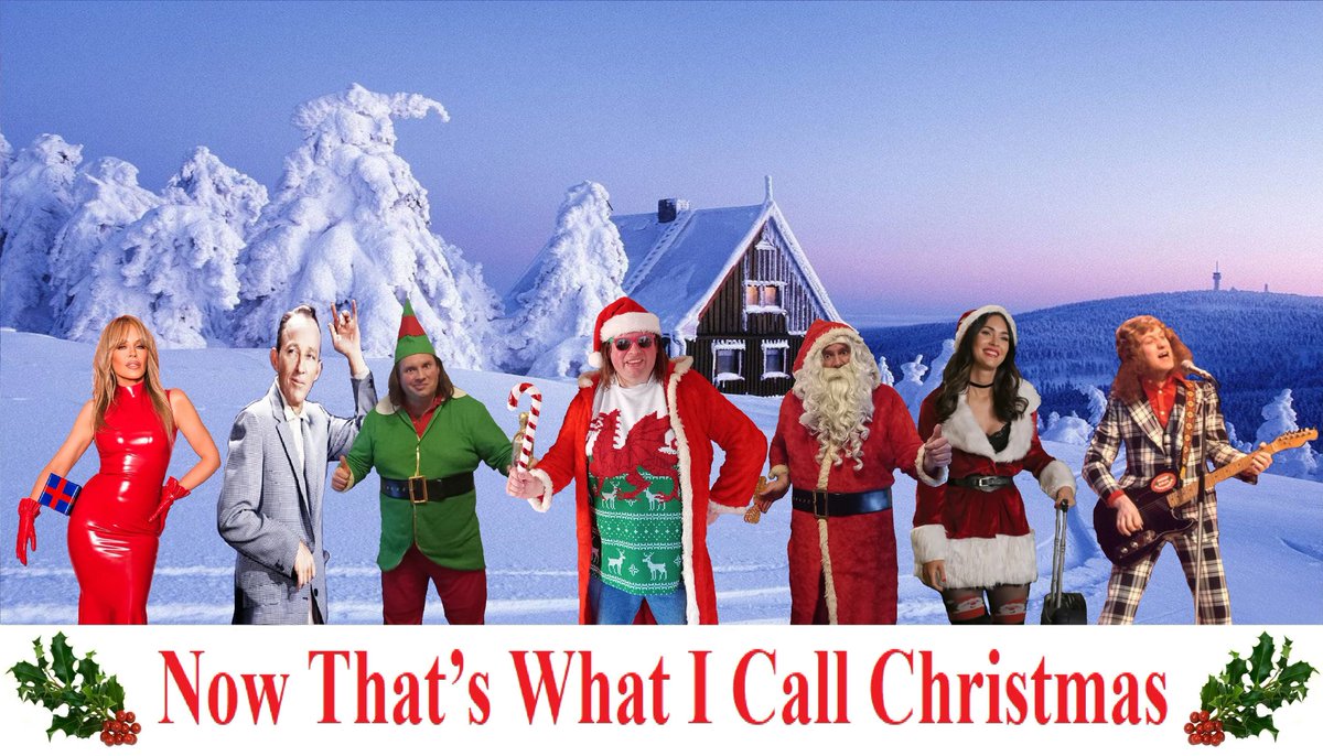 At Santa's Workshop at the North Pole celebrating the start of the Festive Season. "Now That's What I Call Christmas." 😍🎅🧝🦌🐧🎄🎁⛄❄⭐🎀🦃🎊🎉 <a href="/santaclauses/">The Santa Clauses</a> <a href="/elfontheshelf/">elfontheshelf</a> <a href="/25Days/">25 Days of Christmas</a>
