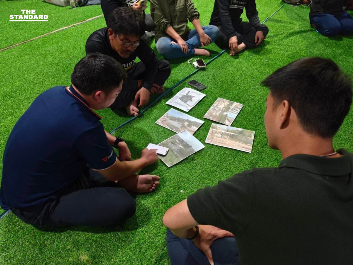 thestandardth's tweet image. ณัฐพงษ์ประจำการหาดใหญ่ ยกระดับภารกิจฟื้นฟูหลังน้ำลด
.
ค่ำวานนี้ (30 พฤศจิกายน) ณัฐพงษ์ เรืองปัญญาวุฒิ สส. แบบบัญชีรายชื่อ หัวหน้าพรรคประชาชน ลงพื้นที่อำเภอหาดใหญ่ จังหวัดสงขลา พร้อมทีมงานพรรคประชาชน เพื่อทำภารกิจฟื้นฟูบ้านเรือนหลังสถานการณ์อุทกภัย…