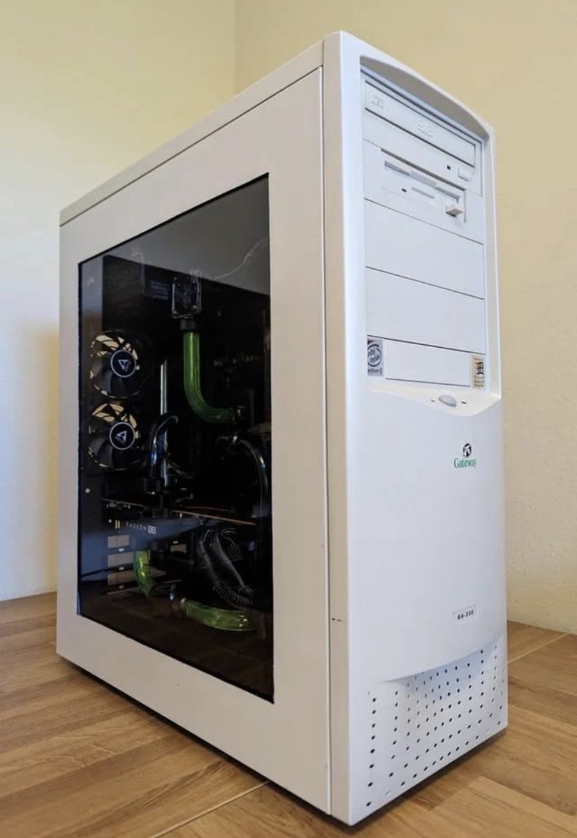 PC Philanthropy tweet media