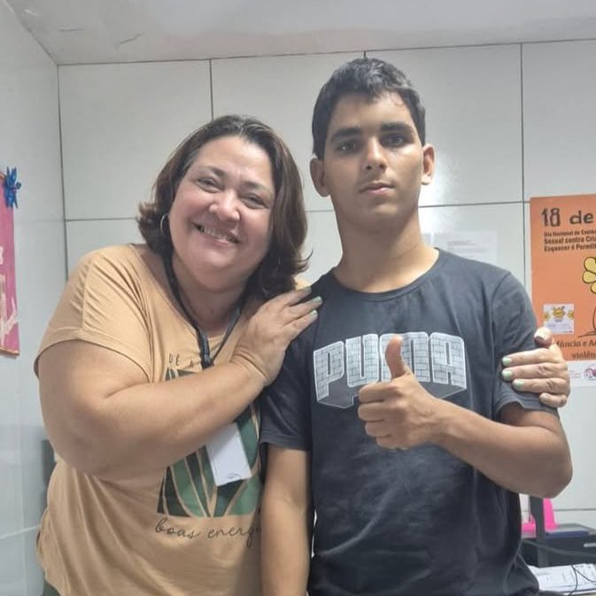 updatecharts's tweet image. A conselheira tutelar que acompanhava Gerson, o jovem que morreu após entrar no recinto de uma leoa em João Pessoa, fez um relato marcante sobre ele:

“Eu nunca consegui ver você como as redes sociais te desenhavam, eu conheci a criança, que foi destituída do poder familiar da…