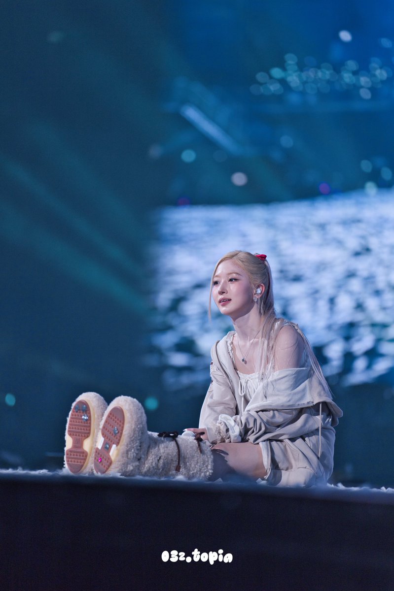 03ztopia's tweet image. 251130 Day2 🐻‍❄️

해원아 봤어? 얼마나 많은 사람들이 너를 응원하는지

#NMIXX #엔믹스
#haewon #해원 #吳海嫄 #nmixxhaewon #500won