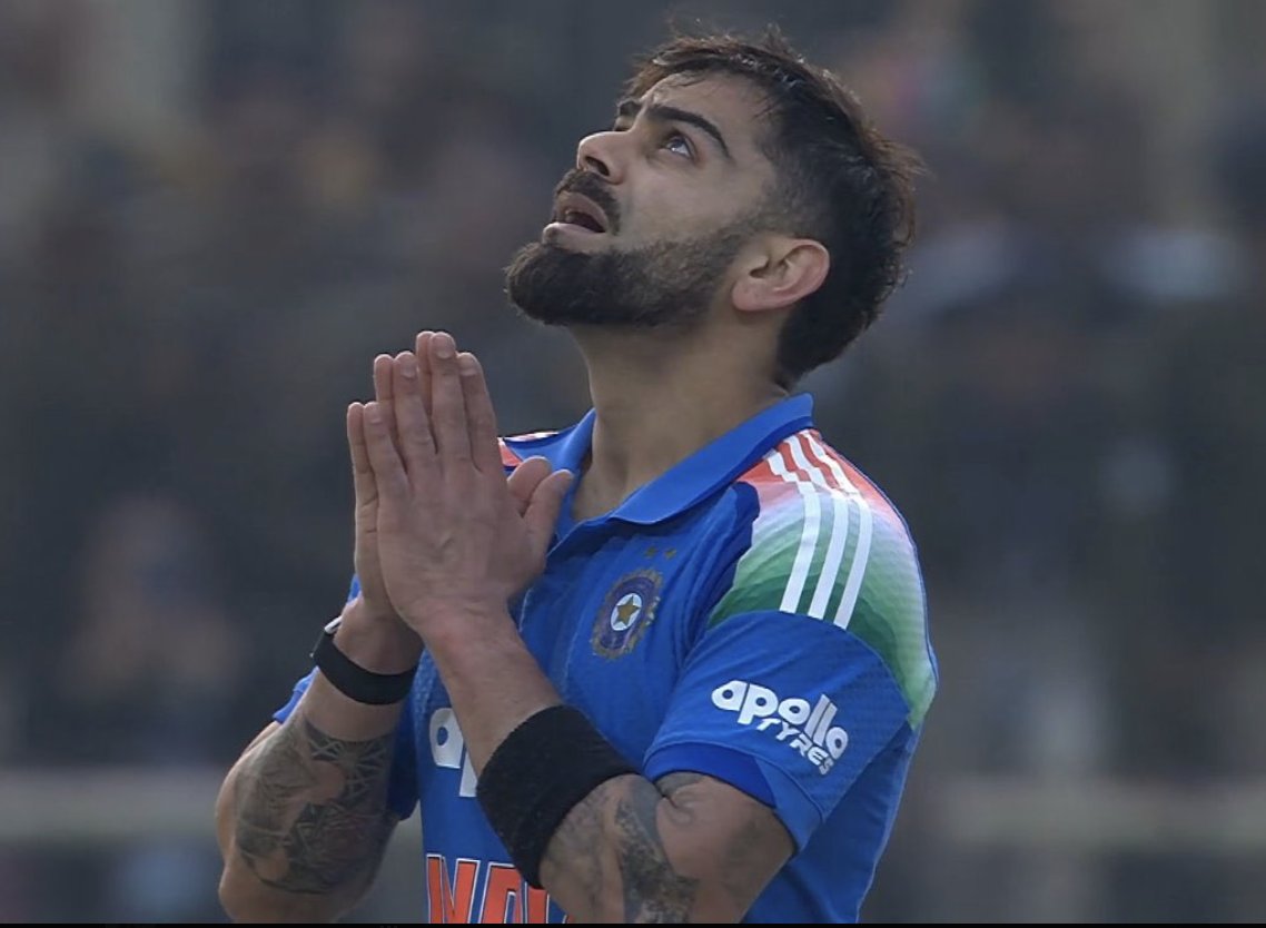 Hey God Please 1 more dinner with <a href="/msdhoni/">Mahendra Singh Dhoni</a>