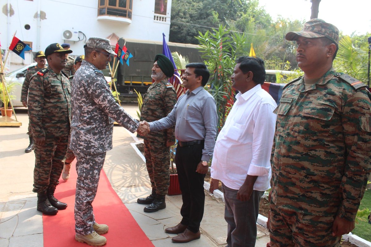 nccgpkur1's tweet photo. A Special Sainik Sammelan was org with all ranks wherein DDG shared the way ahead and  appreciated the outstanding work of the Group and the cadets. https://t.co/4m86n5PY7R