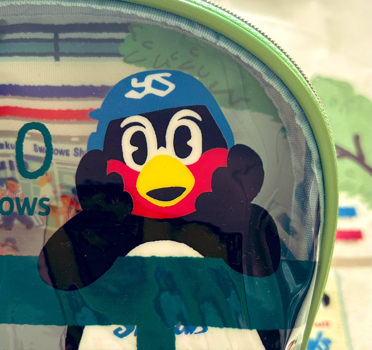 右下にいる男の子の背ネームと背番号に気付いたときｸﾞｯｯｯｯｯｯ…てなった🥲