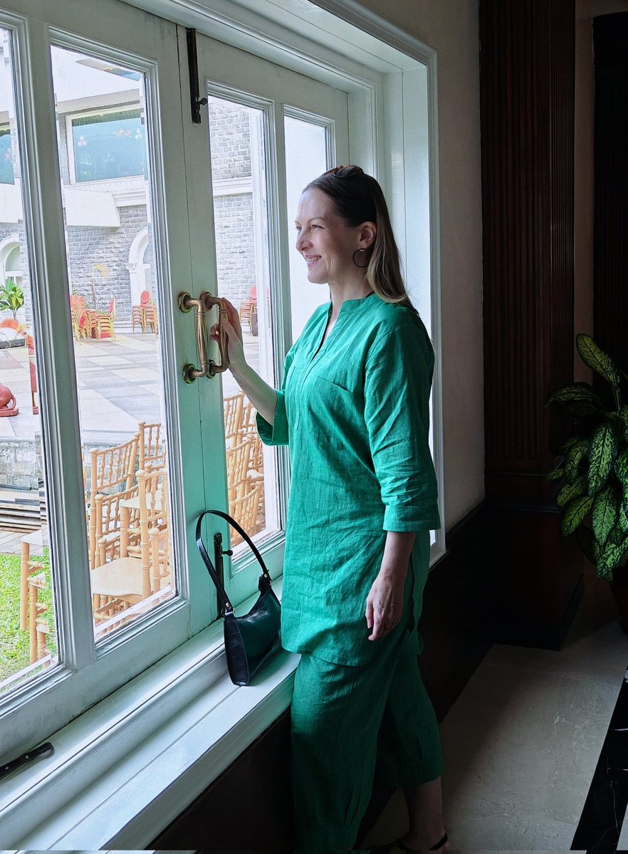 suzannebernert's tweet image. Have a great day ! And a great December!!! ❄️ 
#MondayVibes