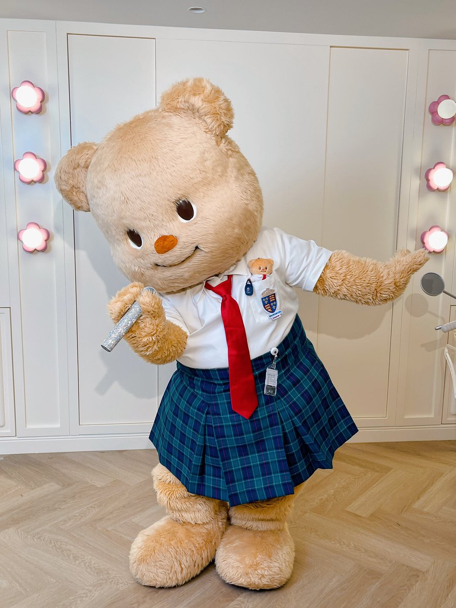 butterbear_th's tweet image. อยากไปเดบิวต์เหมือนรุ่นพี่ค่ะ💓🎤