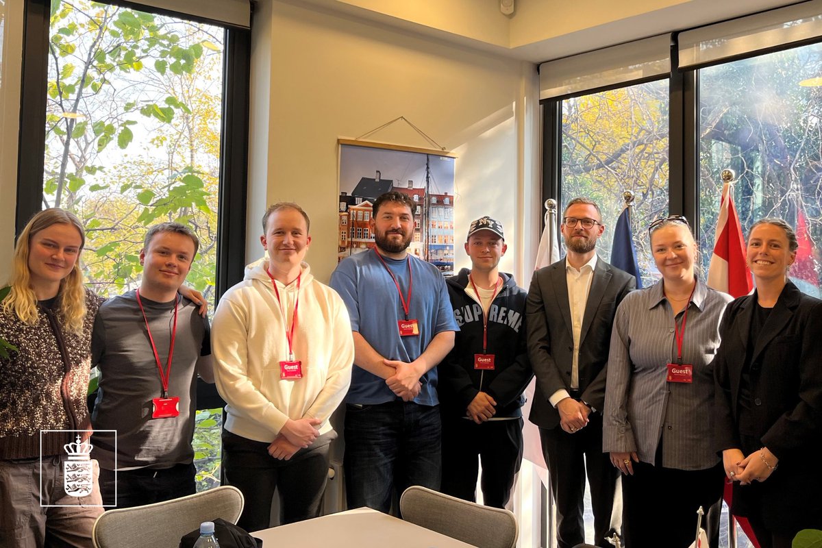 DKAmbGeorgia's tweet photo. We were pleased to host upcoming journalists from Danish 🇩🇰 national TV channel TV2 during their study trip to Georgia. Our deputy Head of Mission @ATrelborg provided insights into the embassy’s work, the regional media landscape, and current developments in Georgia and Armenia 🇬🇪🇦🇲