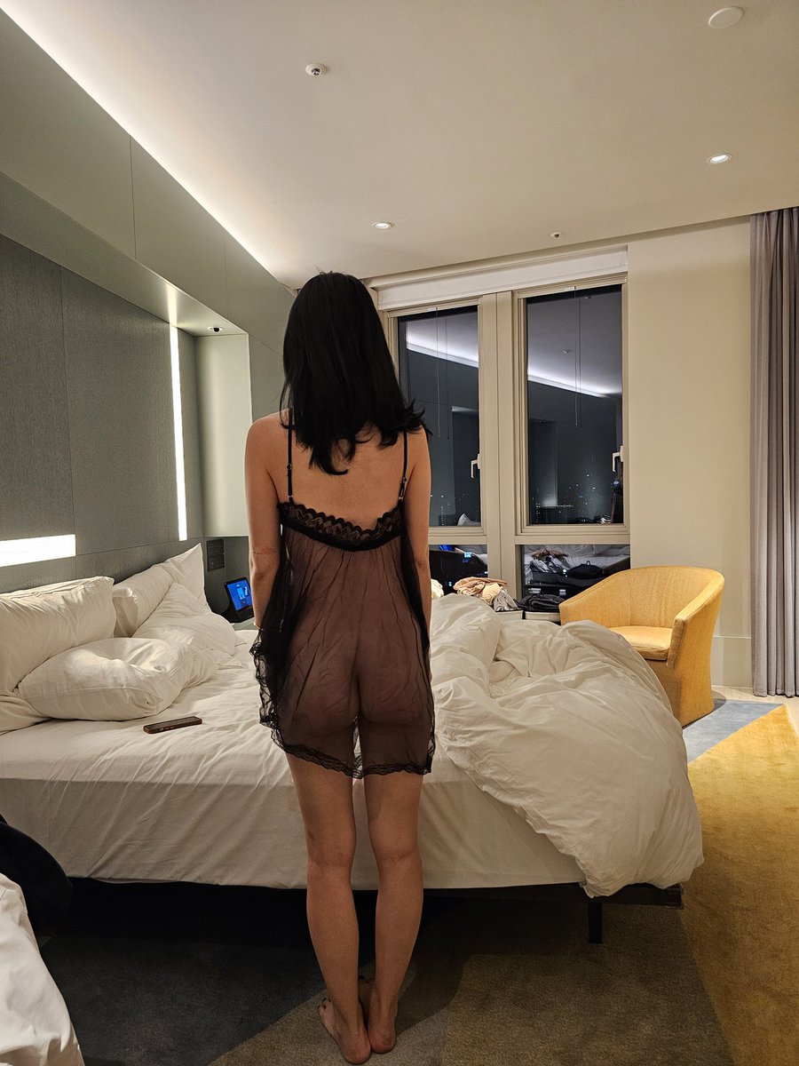 예전과 다르게 X에서 초대남 구하기 쉽지 않네요
12월 1일 오늘 저녁 10~11시
서울 강남 호텔에서 이벤트 할 예정입니다.

간만에 하는 이벤트라
술도 한잔 하면서 뜨거운 시간 보낼까 합니다.
괜찮으신 분이 중복되면 두분 다 모시려고 합니다.
DM으로 많이들 지원해 주세요.
#네토 #초대남 #마사지