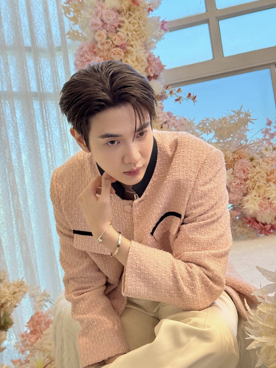 MchoiceTH's tweet photo. ‘แม็กกี้’ ร่วมงาน ‘BioActive+ X DONUT DISTURB: Gluta Cafe’ วันนี้ค่ะ 🎀

MAXKY X DONUT DISTURB
#BioActivexMaxky
#BioActiveGlutaCafe #BioActivexDonutDisturb
#ConcentratedLiquidGluta #BioActiveTH
#maxky_rp
#MchoiceArtist https://t.co/rMT3sWlS5J