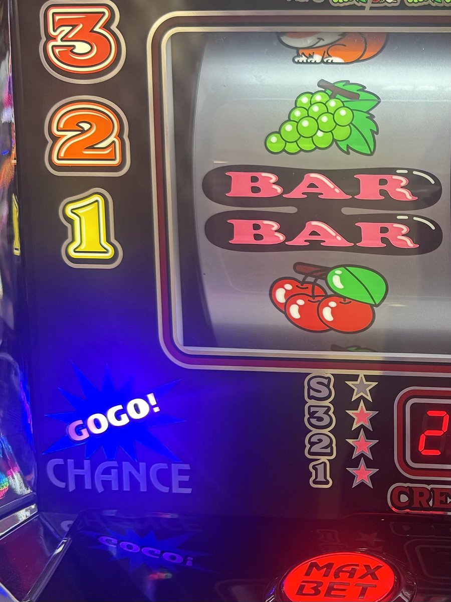 僕の打ってる台はなかなか仕上がってきました。 久々島スターの予感