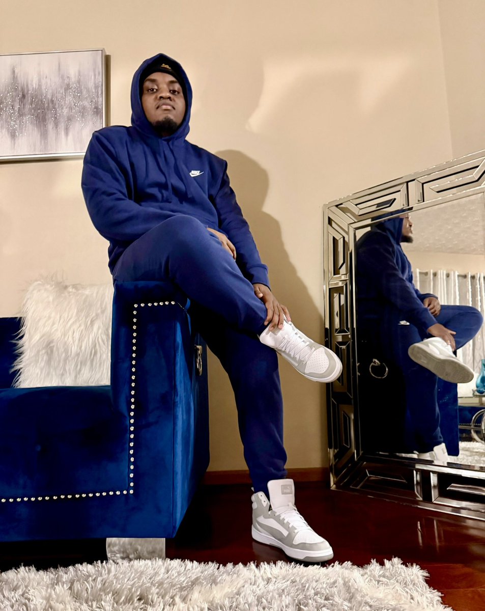 The 10th Album tweet media